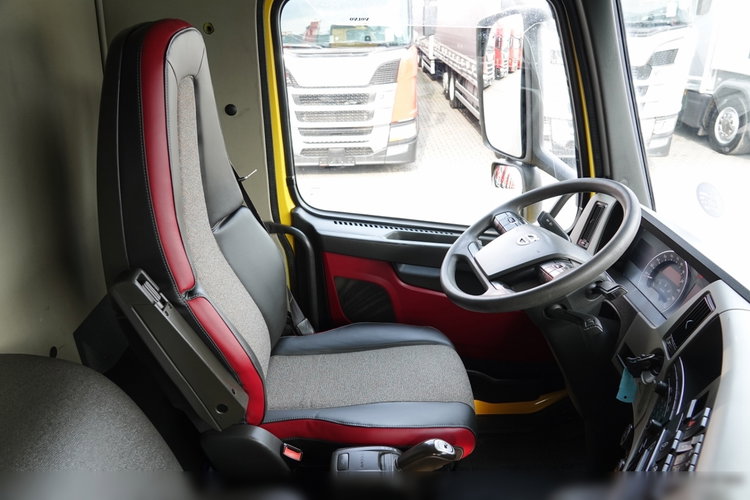 Volvo FM 410 / 6x2 / LAWETA + HDS PALFINGER PK 18500 / OŚ PODNOSZONA  / NAJAZDY HYDRAULICZNE / WCIĄGARKA / EURO 6  zdjęcie 44