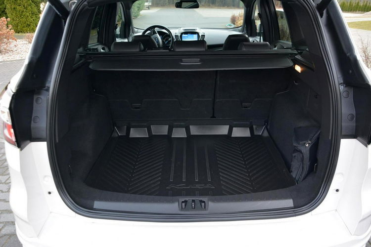 Ford Kuga Lift ST-Line Biała Perła 4WD Navi Radar ACC BI-Xenon led Skóry ASO zdjęcie 32