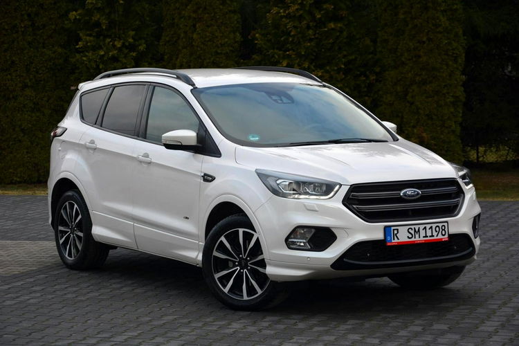 Ford Kuga Lift ST-Line Biała Perła 4WD Navi Radar ACC BI-Xenon led Skóry ASO zdjęcie 9