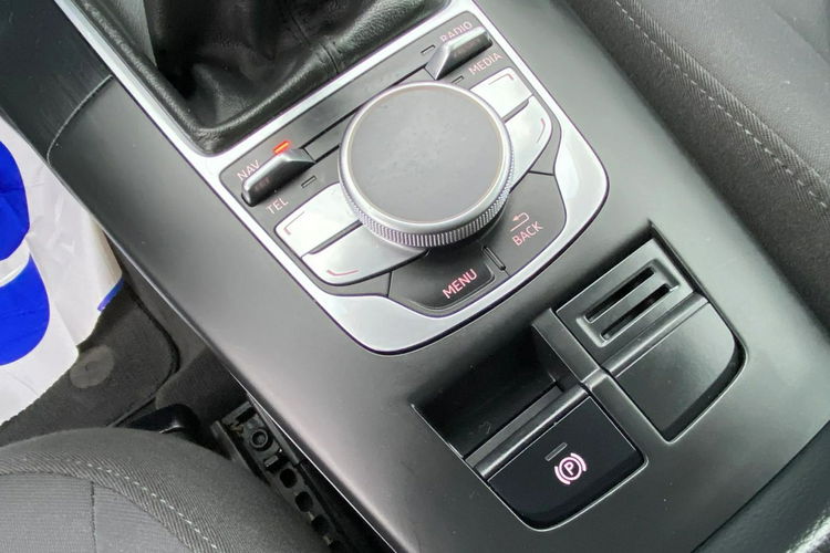 Audi A3 2.0 150KM+BI-XENON+LED+Asystent Poleceń+NAVI+Podgrzew fotele zdjęcie 27