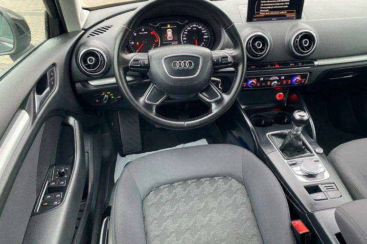 Audi A3 2.0 150KM+BI-XENON+LED+Asystent Poleceń+NAVI+Podgrzew fotele zdjęcie 36