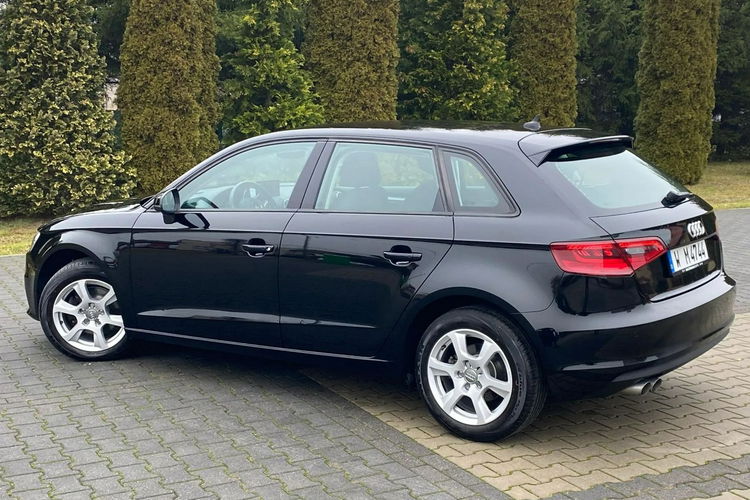 Audi A3 2.0 150KM+BI-XENON+LED+Asystent Poleceń+NAVI+Podgrzew fotele zdjęcie 4