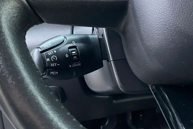 Citroen C3 Aircross +Nowy Rozrząd+Led+Asystent pasa+Tempomat+Alarm nieuwagi kierowcy zdjęcie 29