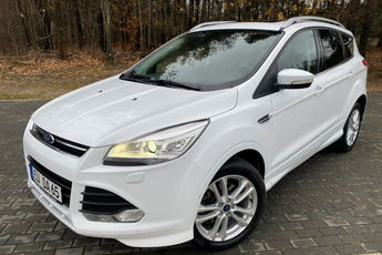 Ford Kuga Panorama+Ledy przód tył+Półskóry+Keyless Go+Climatronic+Podg Fotele
