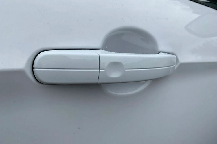 Ford Kuga Panorama+Ledy przód tył+Półskóry+Keyless Go+Climatronic+Podg Fotele zdjęcie 19