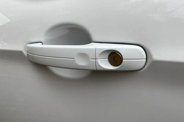 Ford Kuga Panorama+Ledy przód tył+Półskóry+Keyless Go+Climatronic+Podg Fotele zdjęcie 20