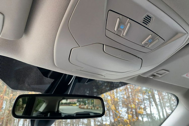 Ford Kuga Panorama+Ledy przód tył+Półskóry+Keyless Go+Climatronic+Podg Fotele zdjęcie 29