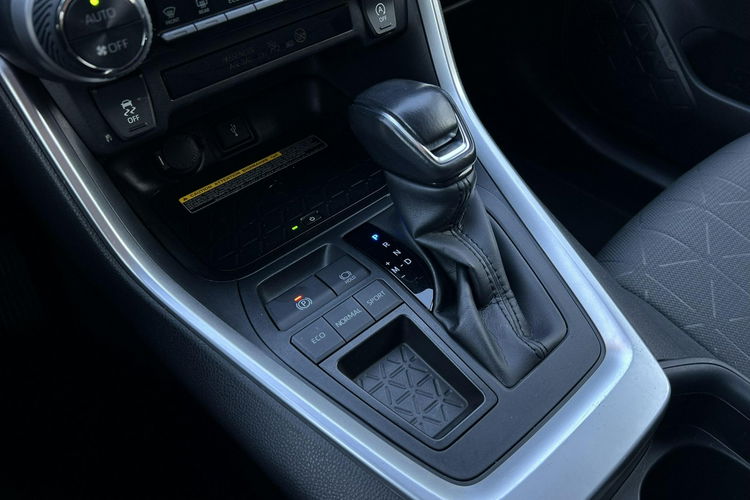 Toyota RAV-4 2.0 VVTi 173KM CVT 4x2 COMFORT STYLE, salon Polska, FV23% zdjęcie 17