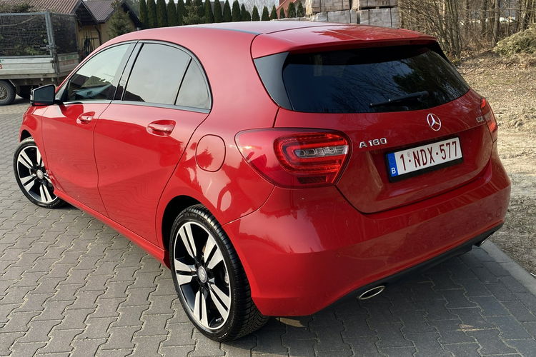 Mercedes A 180 Ledy+Panorama+Czarna podsufitka+Ksenob+Półskóra+Klimatronic+NAVI zdjęcie 7
