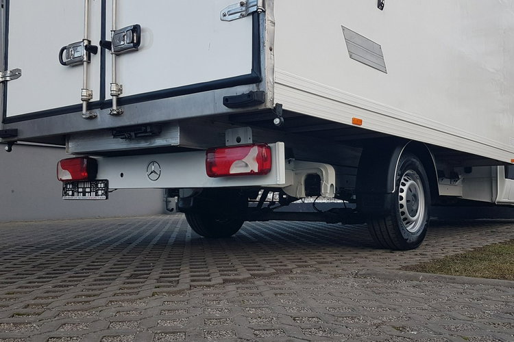 Mercedes Sprinter KONTENER 8EP 4.12x2.15x2.30 KLIMA 314 CDI MANUAL KRAJOWY zdjęcie 23