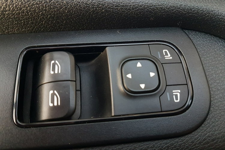 Mercedes Sprinter KONTENER 8EP 4.12x2.15x2.30 KLIMA 314 CDI MANUAL KRAJOWY zdjęcie 9