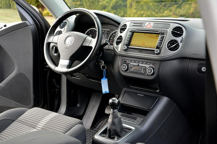 Volkswagen Tiguan 2.0TDI(140KM) Lift Duża Navi Kamera 4Motion Alu 18 Parktronic zdjęcie 21
