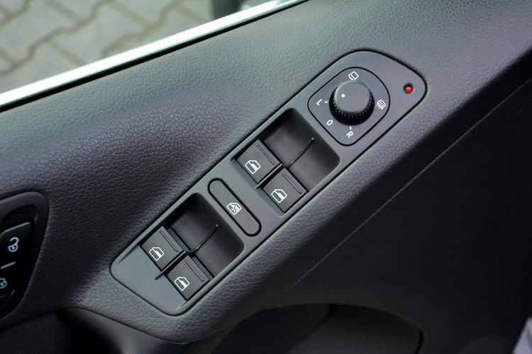 Volkswagen Tiguan 2.0TDI(140KM) Lift Duża Navi Kamera 4Motion Alu 18 Parktronic zdjęcie 28