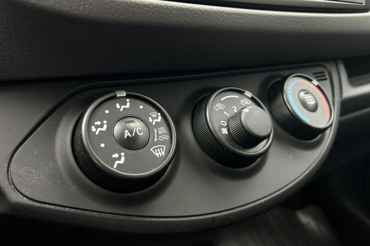 Toyota Yaris 1.0 VVTi 72KM ACTIVE+ czujniki park.+ android auto, salon PL zdjęcie 17
