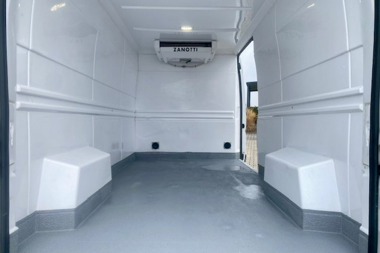 Fiat Ducato SALON PL / CHŁODNIA MROŻNIA ZANOTTI - 20st.C / L3H2 MAXI / GWARANCJA zdjęcie 9