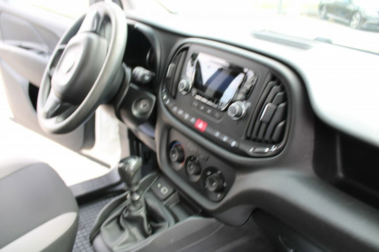 Fiat Doblo Dynamic L2 105HP F-vat HAK SalonPL Gwarancja zdjęcie 24