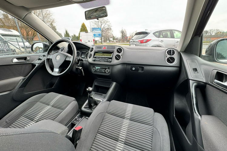 Volkswagen Tiguan Benzyna Gwarancja BDB stan zdjęcie 23