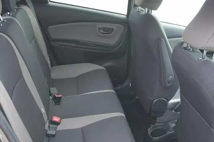 Toyota yaris zdjęcie 57