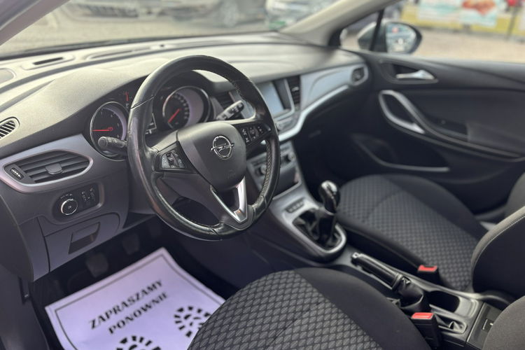 Opel Astra Gwarancja, Wypas, Stan Bardzo Dobry zdjęcie 9