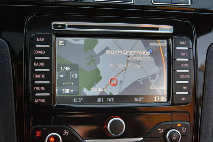 Ford S-Max Pakiet ST Lift Panorama Radar ACC Ledy Skóry Navi Convers Alu18 2xPark zdjęcie 28