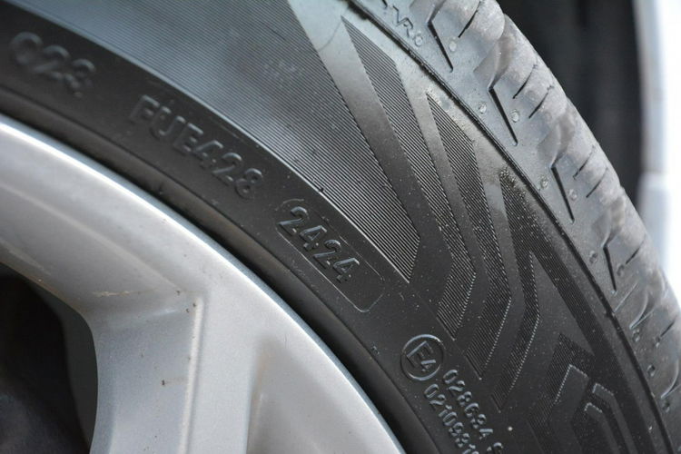 Ford S-Max Pakiet ST Lift Panorama Radar ACC Ledy Skóry Navi Convers Alu18 2xPark zdjęcie 36