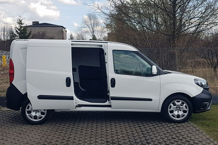 Fiat Doblo MAXI 3 OSOBY DŁUGI BLASZAK VAN FURGON KLIMA TEMPOMAT KRAJOWY zdjęcie 32