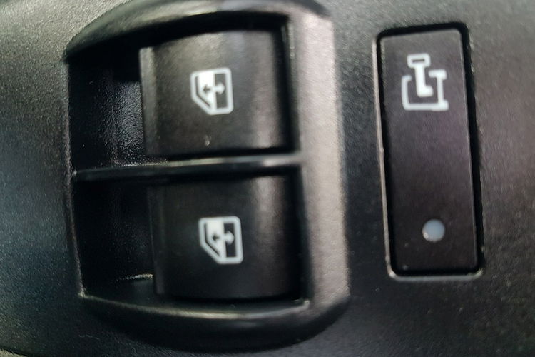 Fiat Doblo MAXI 3 OSOBY DŁUGI BLASZAK VAN FURGON KLIMA TEMPOMAT KRAJOWY zdjęcie 9