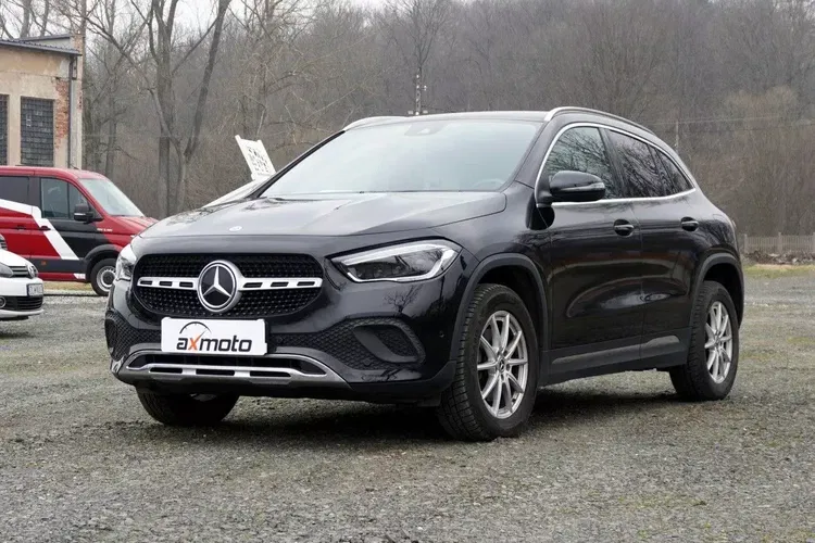 Mercedes gla zdjęcie 2
