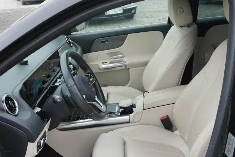 Mercedes gla zdjęcie 8