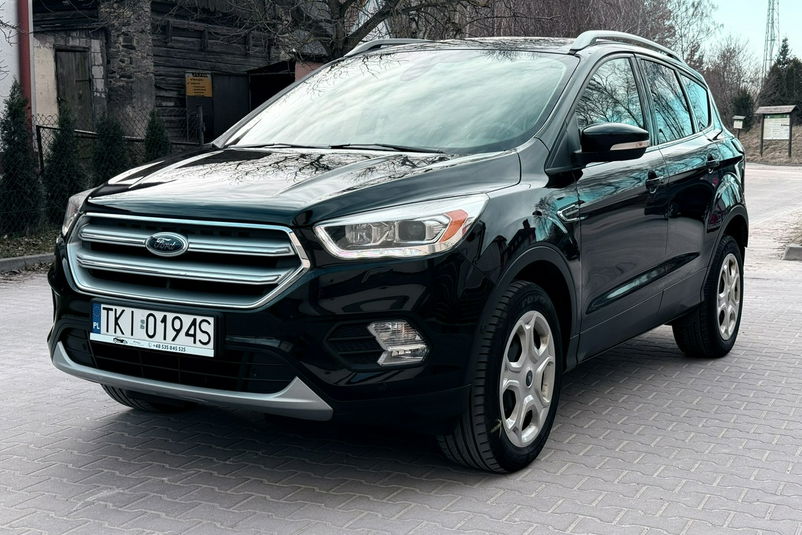 samochód osobowy Ford zdjęcie 1
