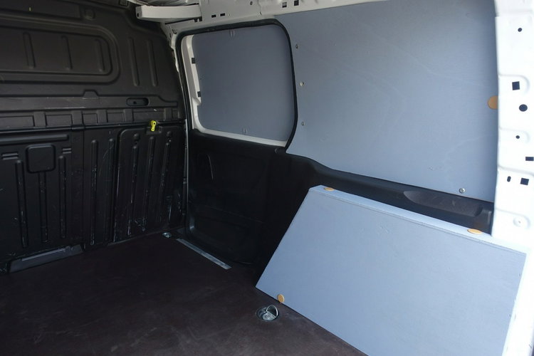 Peugeot Partner Rezerwacja Rezerwacja Rezerwacja zdjęcie 15