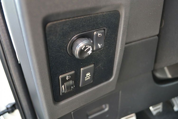 Nissan Qashqai+2 Climatronic dwustrefowy Alufelgi Serwis Panoramadach zdjęcie 17