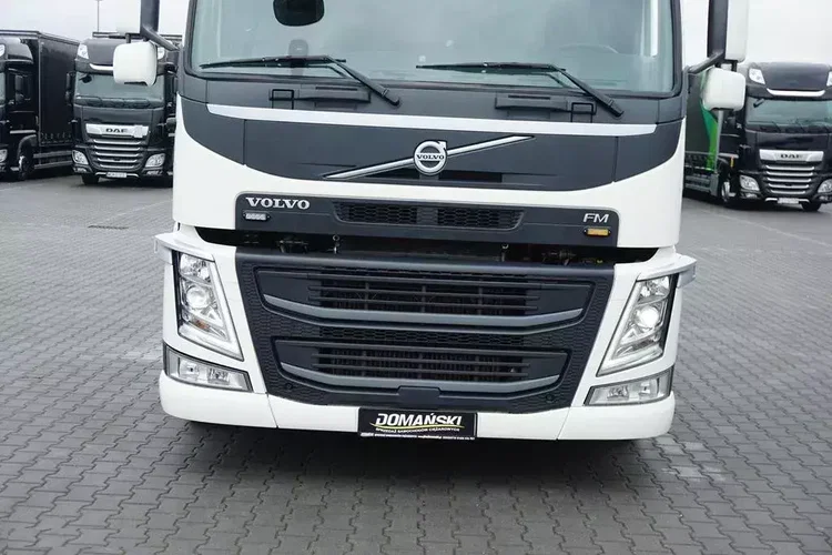 Volvo FM / 500 / 6 X 2 / SKRZYNIOWY + HDS / HIAB 232 E-6 / WYSIĘG 17 M / OŚ SKRĘTNA zdjęcie 29