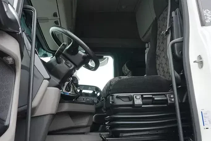 Scania R 450 / E 6 / 6 X 2 / SKRZYNIOWY + HDS / HIAB 192 ES – 3 / OŚ SKRETNA zdjęcie 7