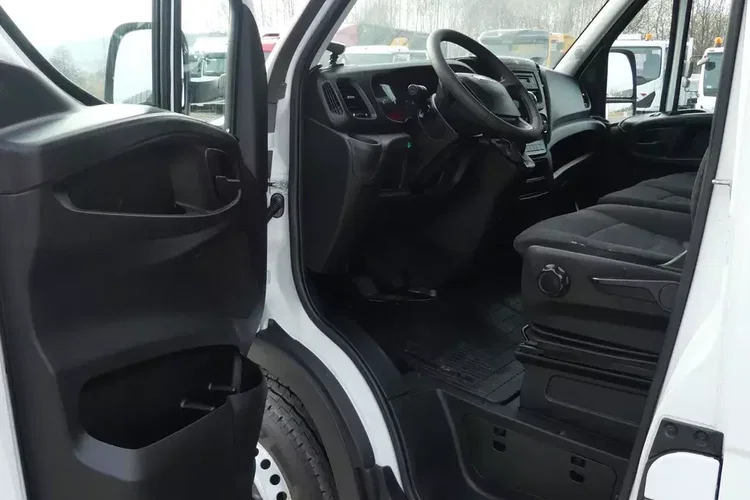 Iveco DAILY 35S15 / CHŁODNIA / SUPER STAN / Silnik 2998.00 cm3 / Agregat CARRIER XARIOS 350 / zdjęcie 21