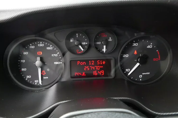 Iveco DAILY 35S15 / CHŁODNIA / SUPER STAN / Silnik 2998.00 cm3 / Agregat CARRIER XARIOS 350 / zdjęcie 25