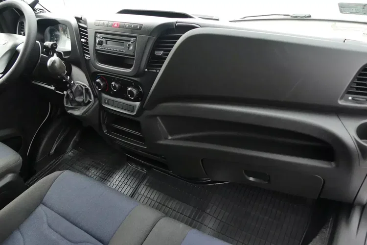 Iveco DAILY 35S15 / CHŁODNIA / SUPER STAN / Silnik 2998.00 cm3 / Agregat CARRIER XARIOS 350 / zdjęcie 27