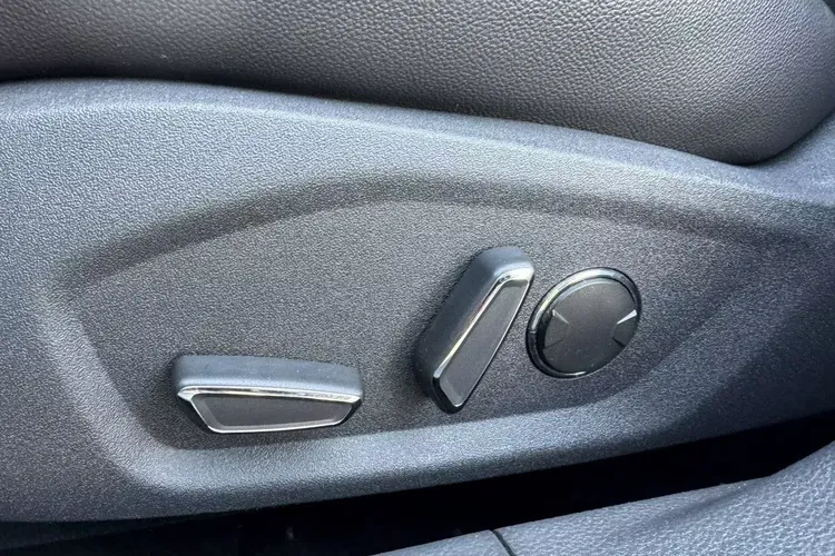 Ford mondeo zdjęcie 18