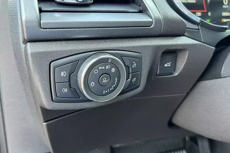 Ford mondeo zdjęcie 20