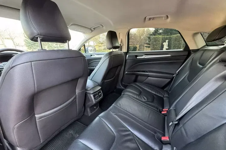 Ford mondeo zdjęcie 34