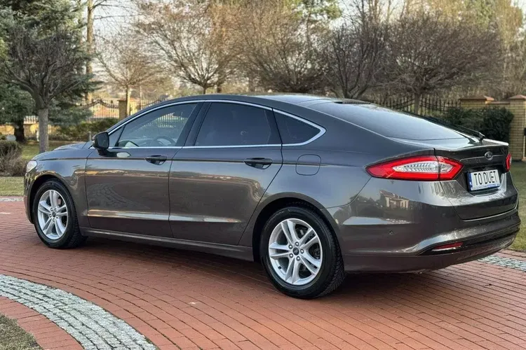 Ford mondeo zdjęcie 9