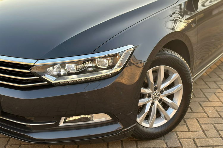 Volkswagen Passat 2.0 TDI Faktura VAT 23% zdjęcie 30