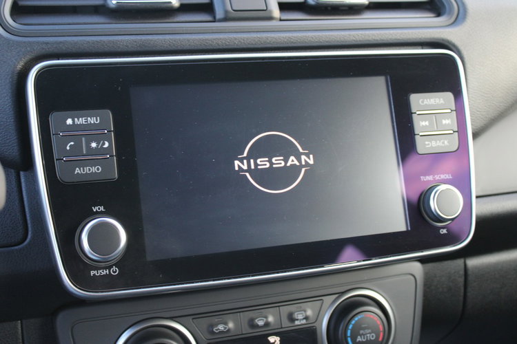 Nissan Leaf 40khw Acenta 6.6 Kw 150HP zdjęcie 23