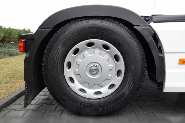 Volvo FH 500 / KLIMA POSTOJOWA / I-SAVE / NOWY MODEL / 2021 / OPONY 100% / PO KONTRAKCIE SERWISOWYM zdjęcie 19