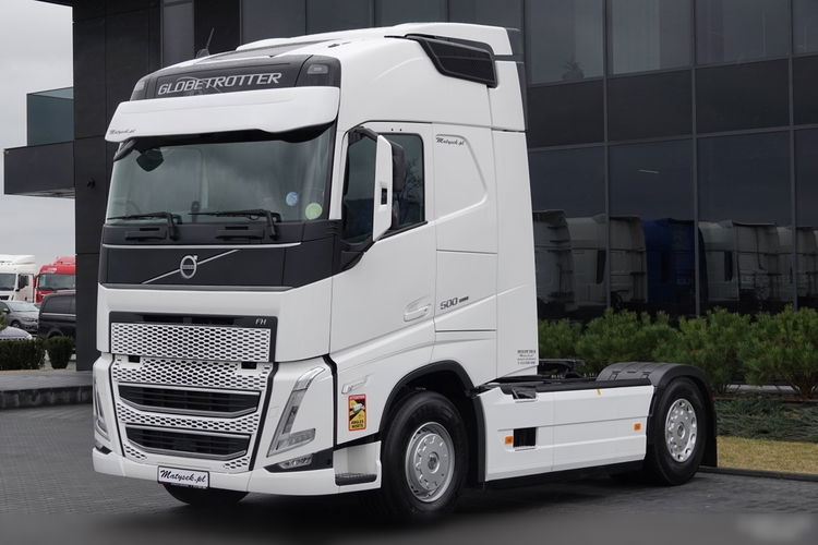 Volvo FH 500 / KLIMA POSTOJOWA / I-SAVE / NOWY MODEL / 2021 / OPONY 100% / PO KONTRAKCIE SERWISOWYM zdjęcie 3