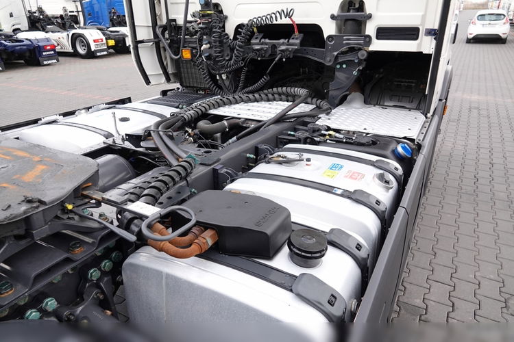 Scania R 450 / RETARDER / HYDRAULIKA / KLIMA POSTOJOWA / HYDRAULIKA / NISKA KABINA / OPONY 100% / PO KONTRAKCIE SERWISOWYM zdjęcie 15