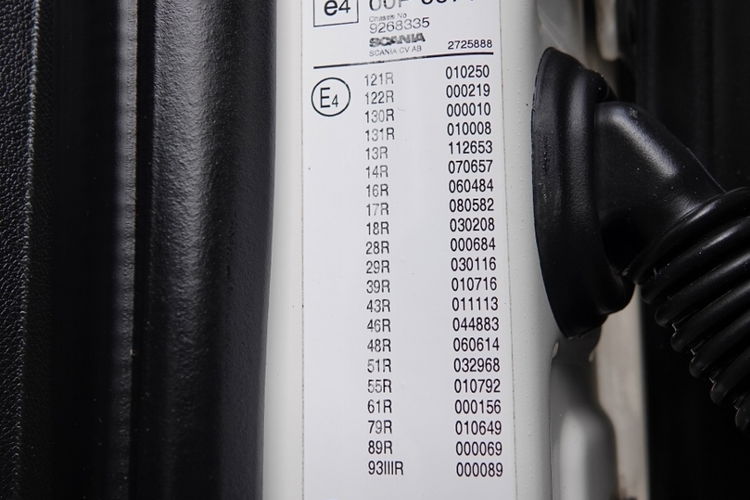 Scania R 450 / RETARDER / HYDRAULIKA / KLIMA POSTOJOWA / HYDRAULIKA / NISKA KABINA / OPONY 100% / PO KONTRAKCIE SERWISOWYM zdjęcie 37