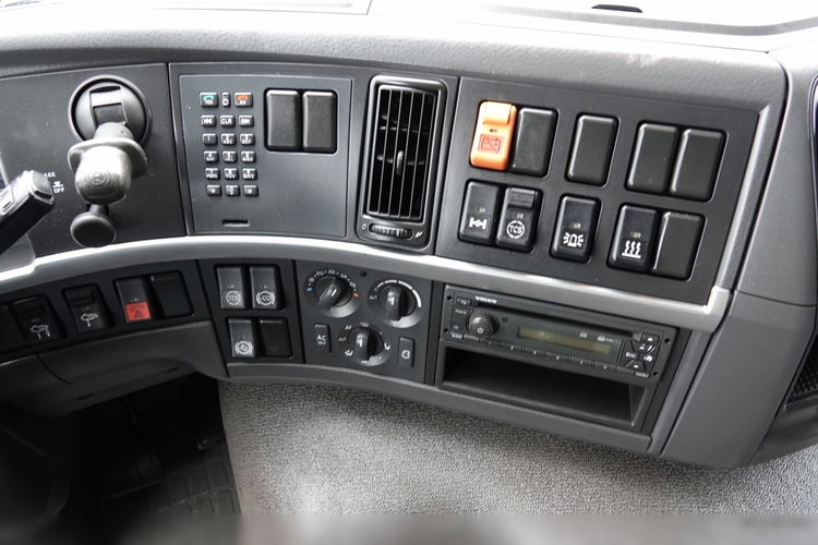 Volvo FM 450 / ADR / ALUFELGI / WAGA: 6900KG / EURO 5 / PO KONTRAKCIE SERWISOWYM  zdjęcie 30