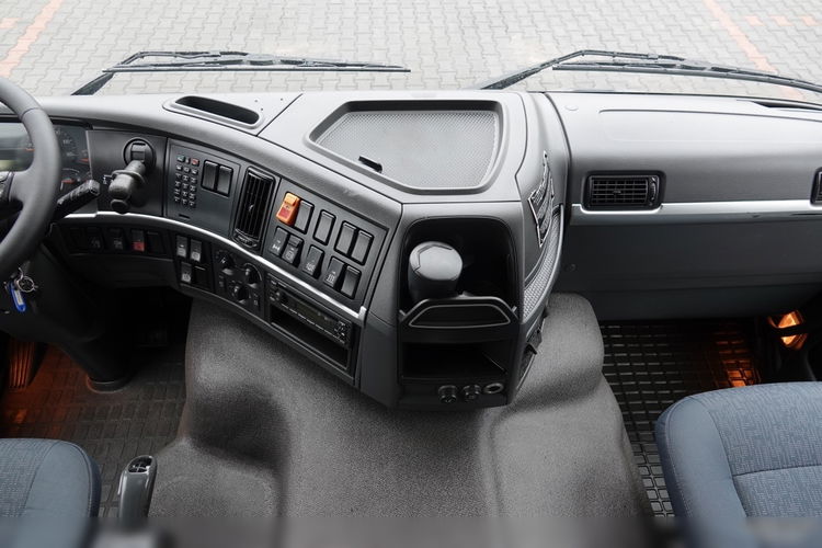 Volvo FM 450 / ADR / ALUFELGI / WAGA: 6900KG / EURO 5 / PO KONTRAKCIE SERWISOWYM  zdjęcie 31