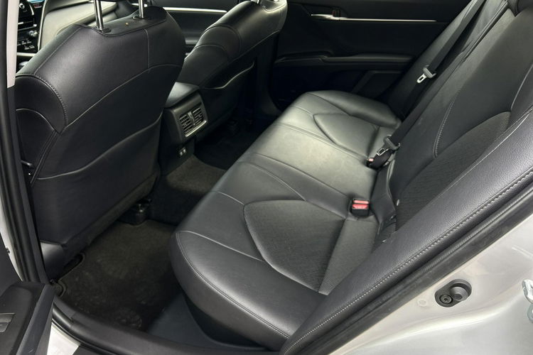 Toyota Camry 2.5 HSD 218KM COMFORT BUSINESS, salon Polska, gwarancja, FV23% zdjęcie 11